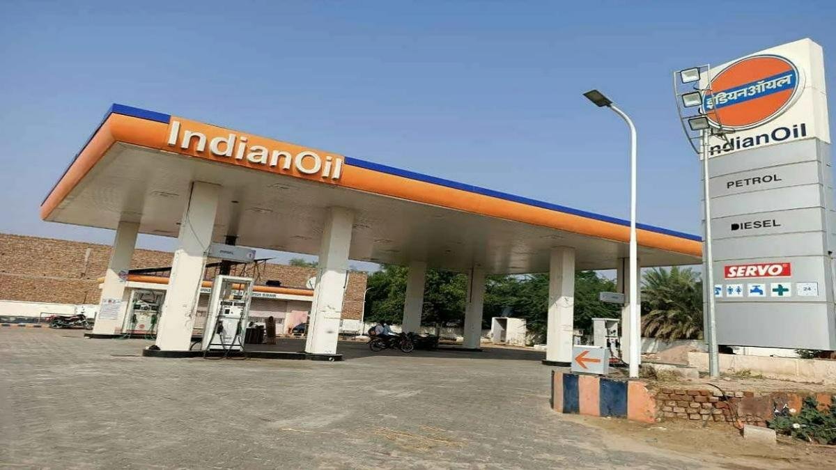 Petrol Pump Khole
